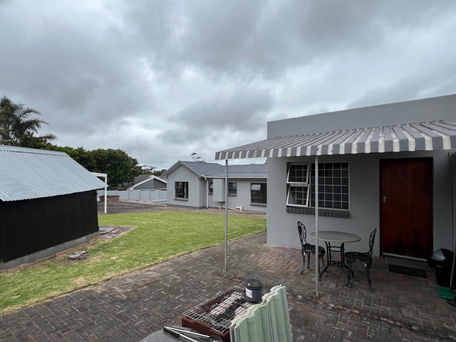 6 Bedroom Property for Sale in Brymore Eastern Cape